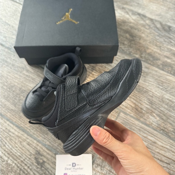 Brand New Air Jordan Max Aura 5 “Black Anthracite “ Toddler/Kids’ Shoes - Picture 5 of 11